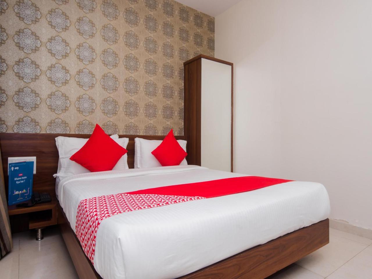 Hotel Park Inn Vasai Extérieur photo